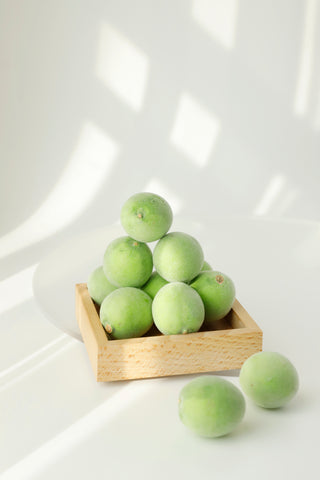 Green Plum Refreshing Cleanser